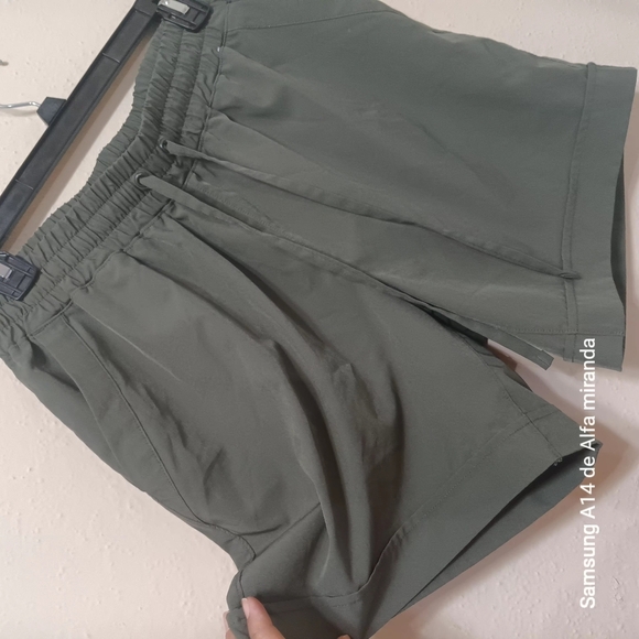 Mondetta Pants - MONDETA Olive Green Women's Shorts